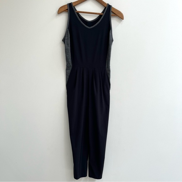 Smartwool Merino Sport Jumpsuit Black Gray Size Small 
Hiking Outdoor Camping S - Picture 2 of 13
